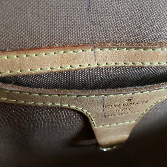 Louis Vuitton Ellipse PM - Picture 7 of 9